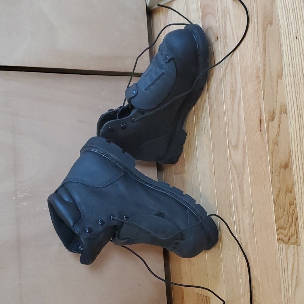 Worx Red Wing Shoes. Steel Toe